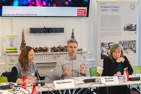 Panel mit Inga Sabanova, Benjamin Schreiber und Adrienne Woltersdorf, credits: FES Paris/Mathieu Gug