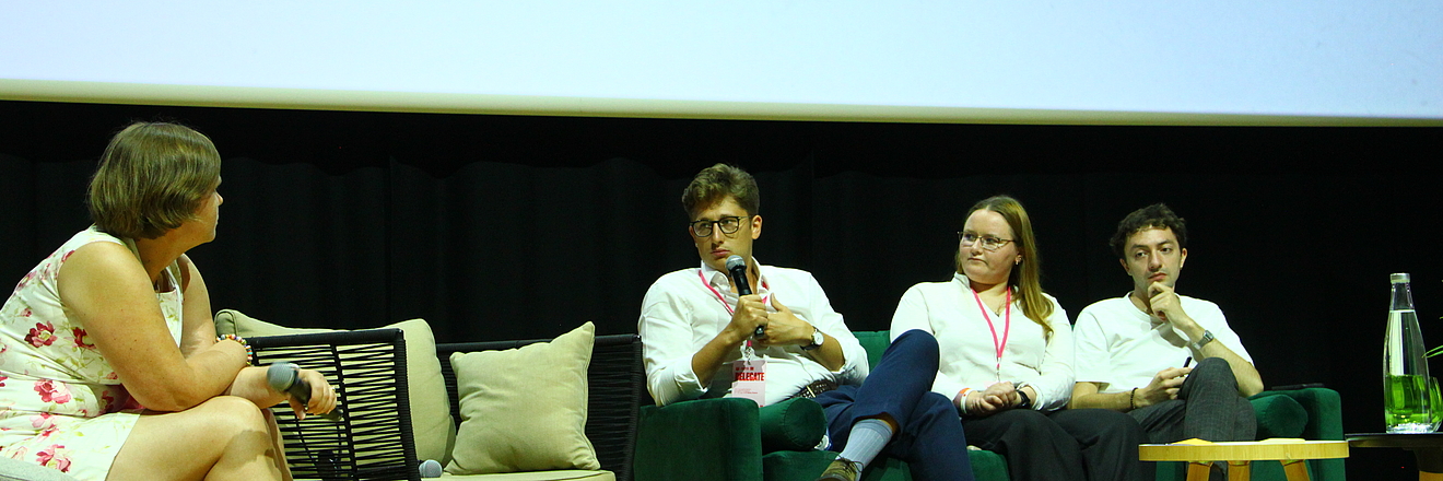 Yes-Congress, Copyright: FES Paris