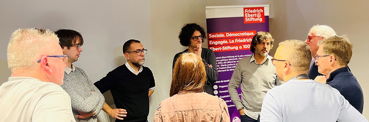 Arbeitsgruppe mit deutschen und französischen Gewerkschaftsmitgliedern, Credits: FES Paris