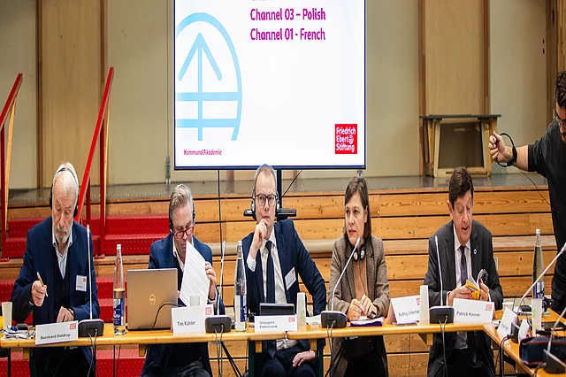 Ouverture par la sénatrice Audrey Linkenheld, credits : FES Paris/Pruvost